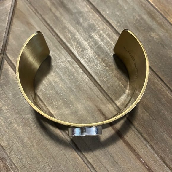 🌸Cuff Bracelet - Picture 2 of 6